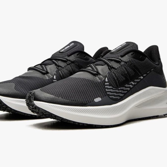 Nike Women's Winflo Size 7 Shield Running Shoes - Picture 1 of 5